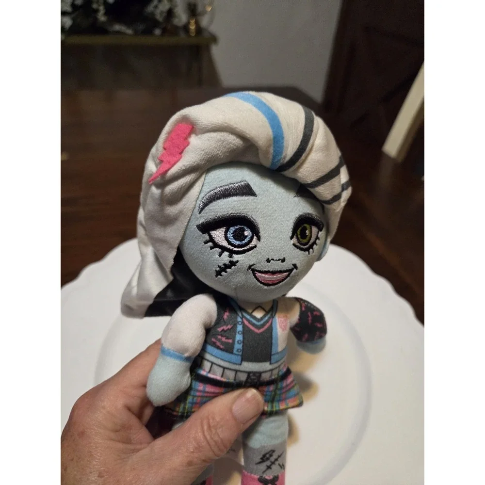Frankie Stein Plush Mondter High